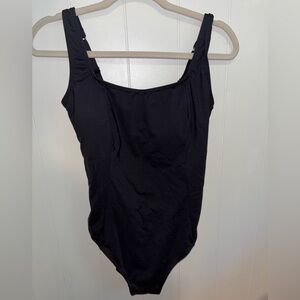 BNWT Cupshe Elegant Black Swimsuit